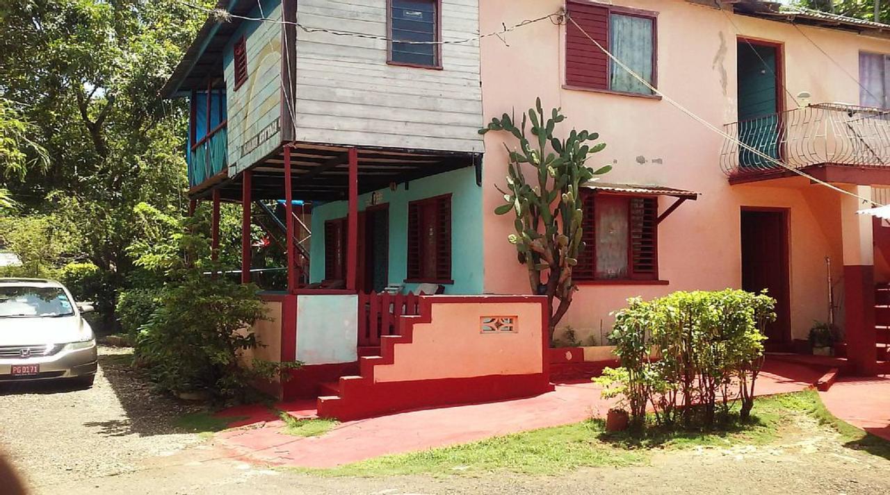 Shades Cottage Guesthouse Blue Hole Εξωτερικό φωτογραφία